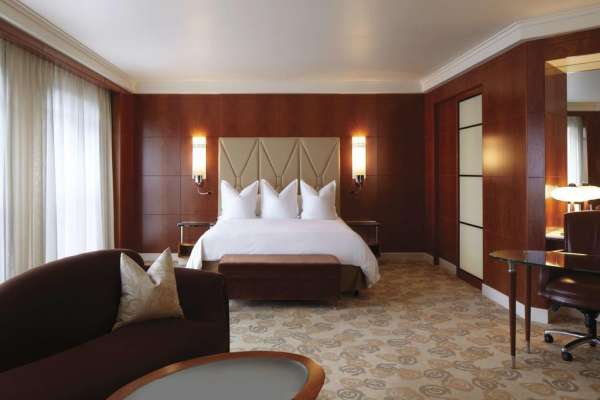 room2.jpg
