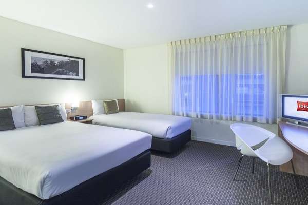 room2.jpg