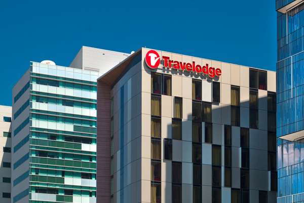 travelodge-docklands-01.jpg