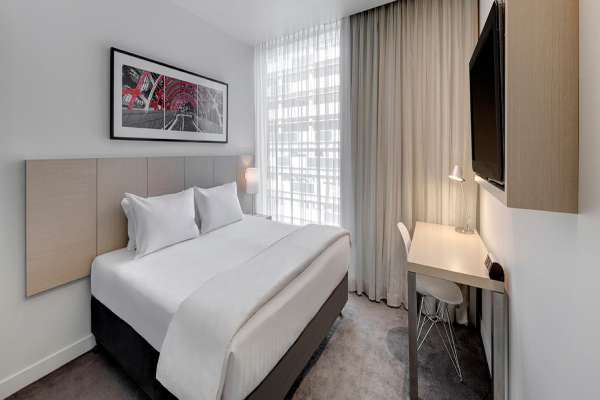 room2.jpg