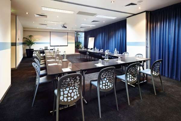 rydges-st-kilda-03.jpg