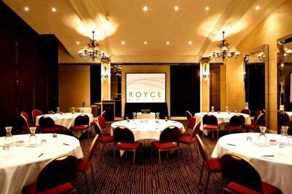 royce-hotel-02.JPG
