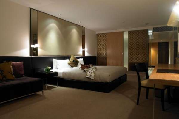 room1.jpg