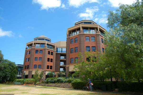 amora-hotel-riverwalk-01.jpg