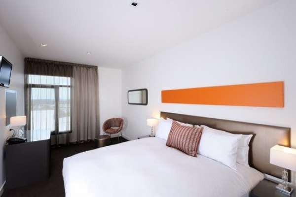 room1.jpg