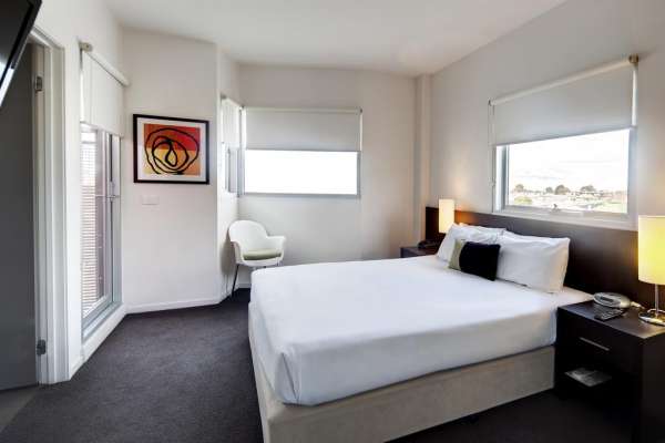 room2.jpg