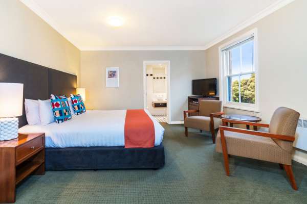 room1.jpg