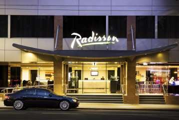 Radisson on Flagstaff Gardens
