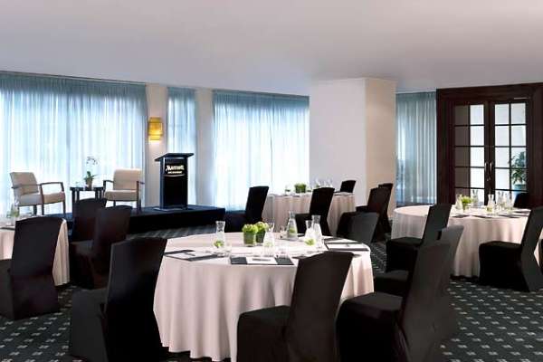 melbourne-marriott-03.jpg