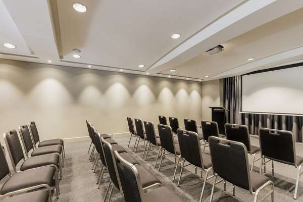 QuayWestMelbourne-TheatreStyle.jpg